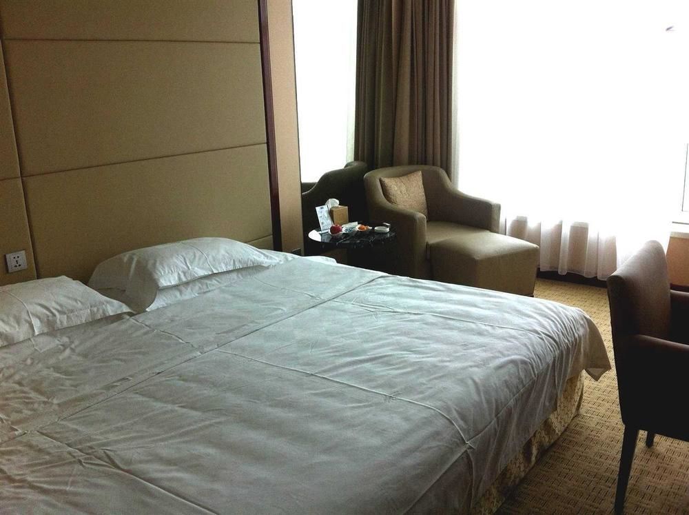 Qianjin Hotel - Changchun Buitenkant foto