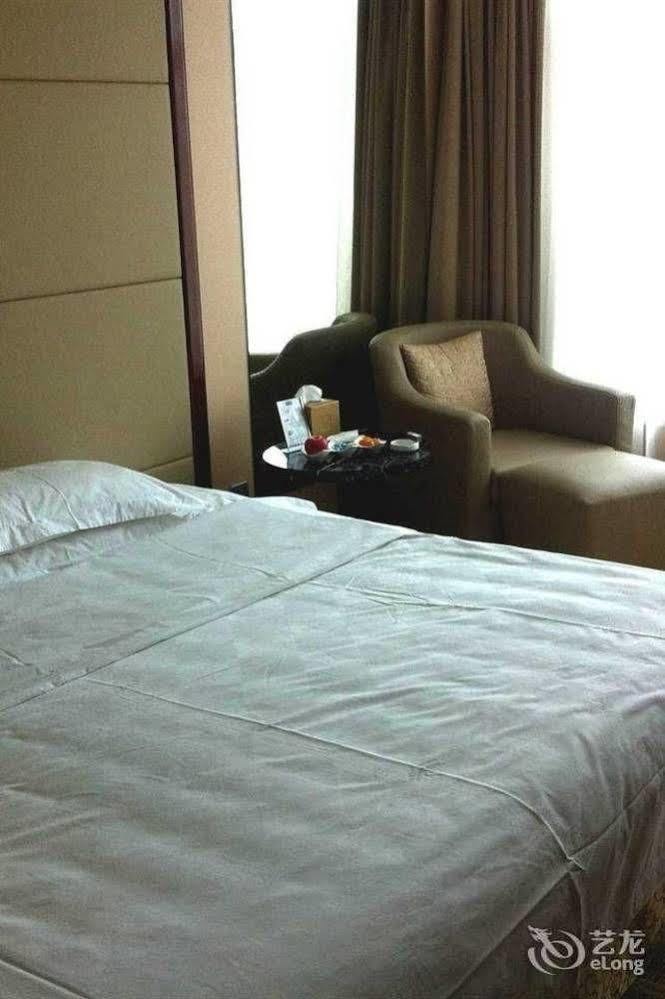 Qianjin Hotel - Changchun Buitenkant foto